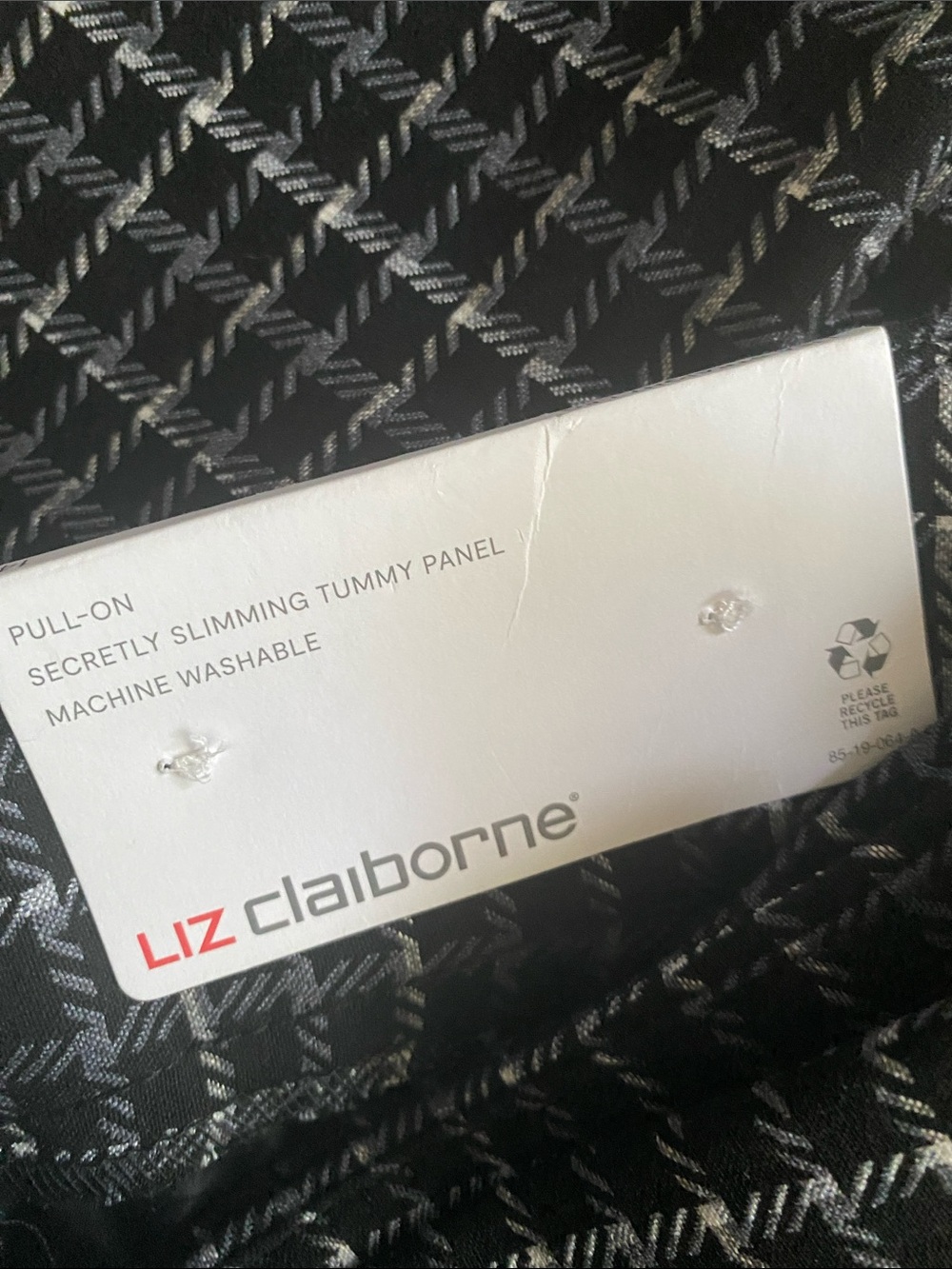 Liz Claiborne Lisa straight leg size 14 pull on pants. NWT - Picture 3 of 5